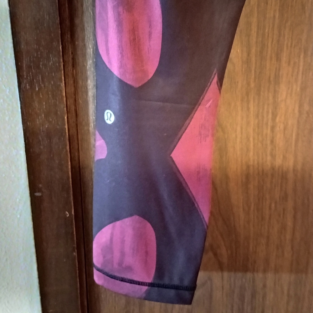 Lululemon All Sport Crop Leggings - Picture 3 of 7